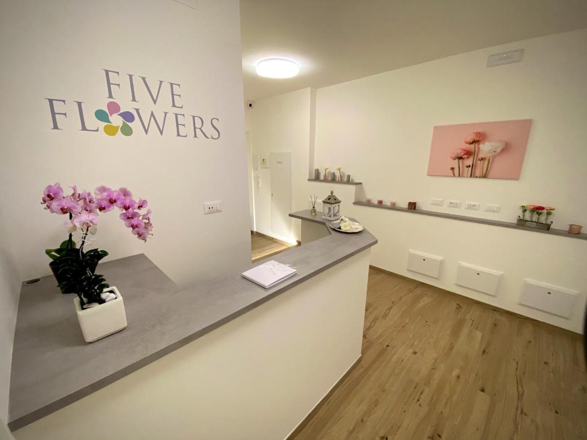 Five Flowers Guest House Trieste Luaran gambar