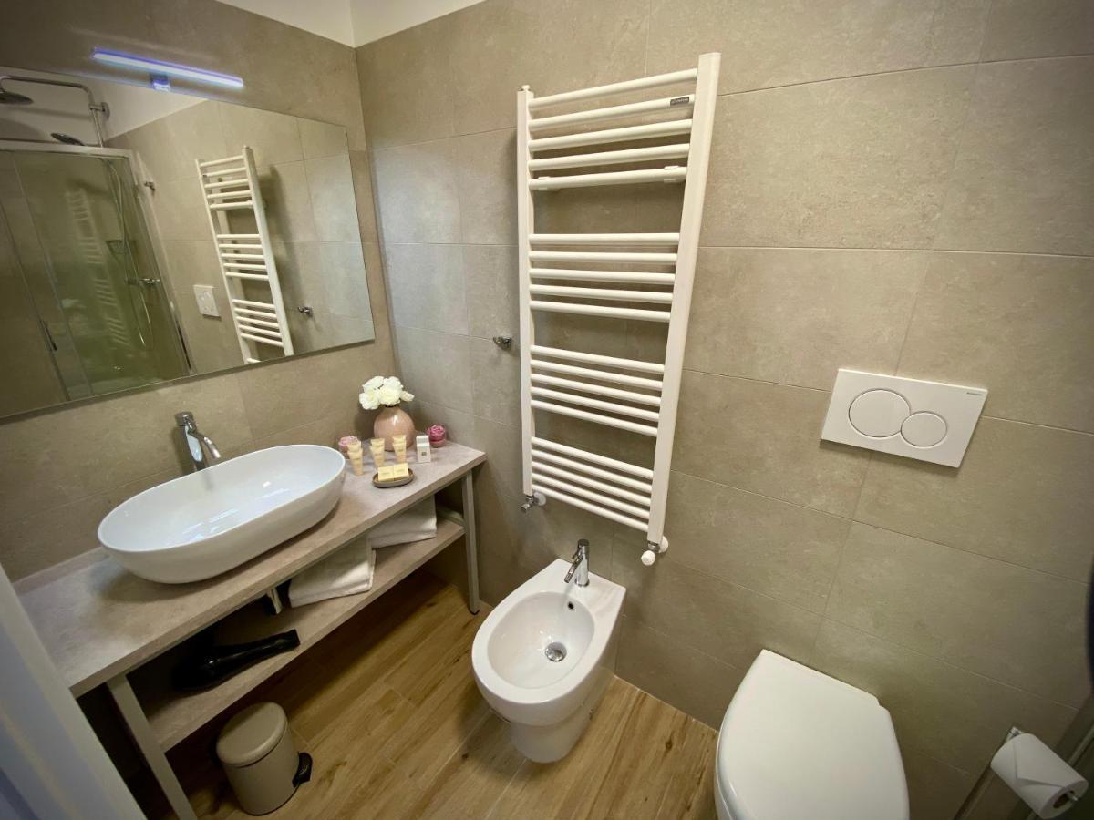 Five Flowers Guest House Trieste Luaran gambar